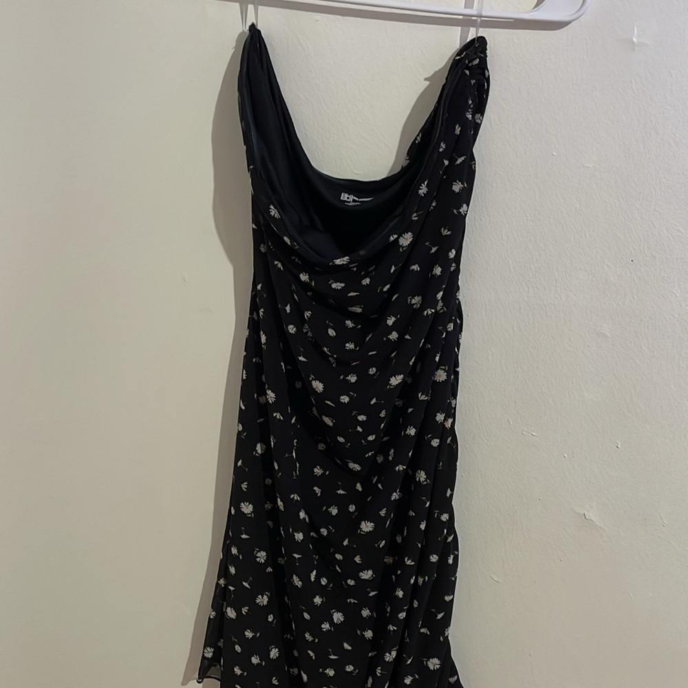 Strapless dress